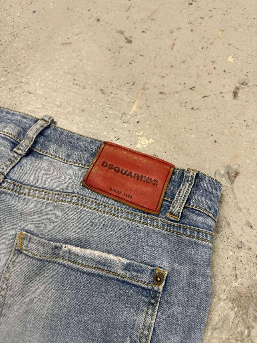 AW2014 DSquared2 Blue Distressed Patchwork Slim Denim Jeans - Image 6