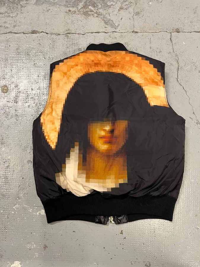 AW2014 Givenchy Madonna Reversible Black Puffer Vest Jacket - Image 4