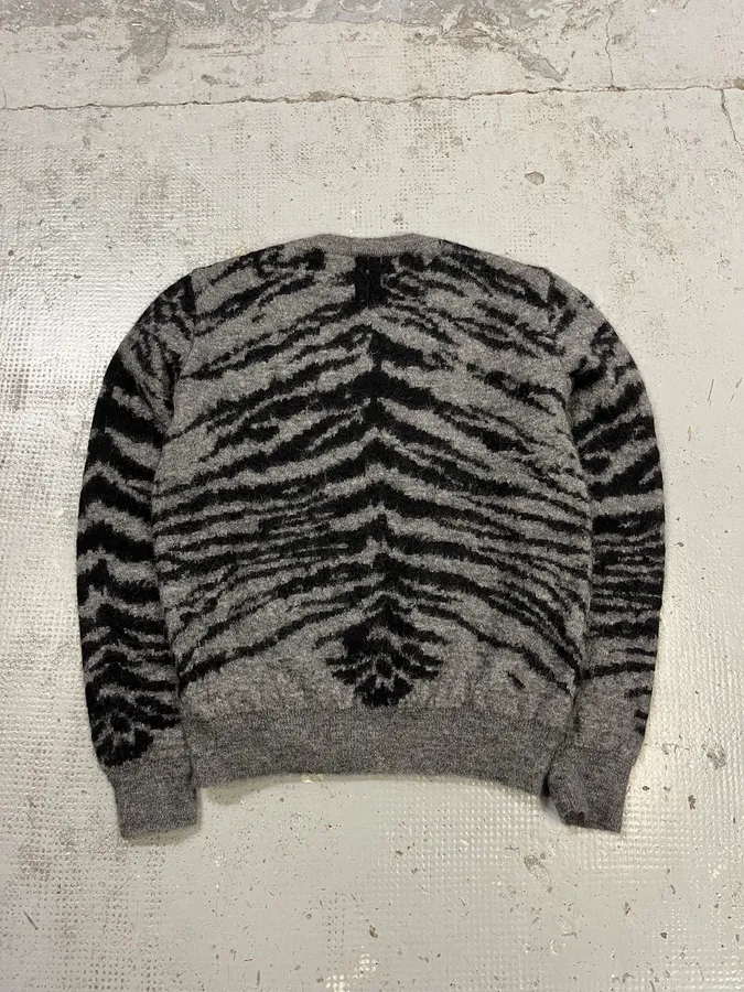 AW2014 Saint Laurent Tiger Stripes Grey Mohair Sweater - Image 7