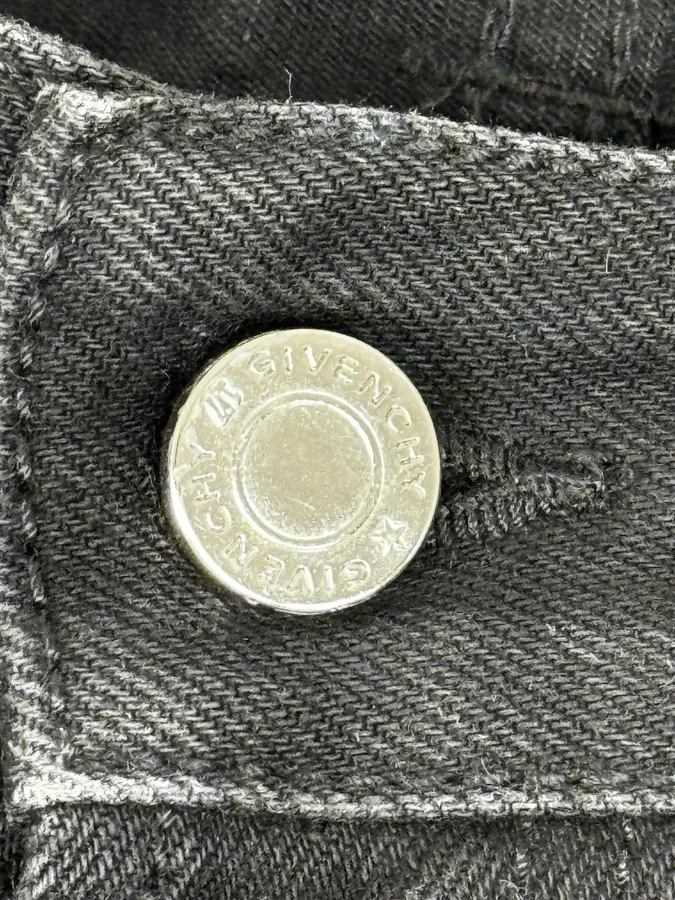 AW2015 Givenchy Black Stars Slim Denim Jeans by Riccardo Tisci - Image 9