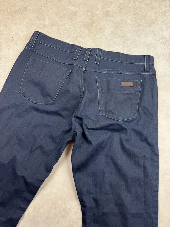 AW2015 Gucci Navy Waxed Denim Jeans - Image 7