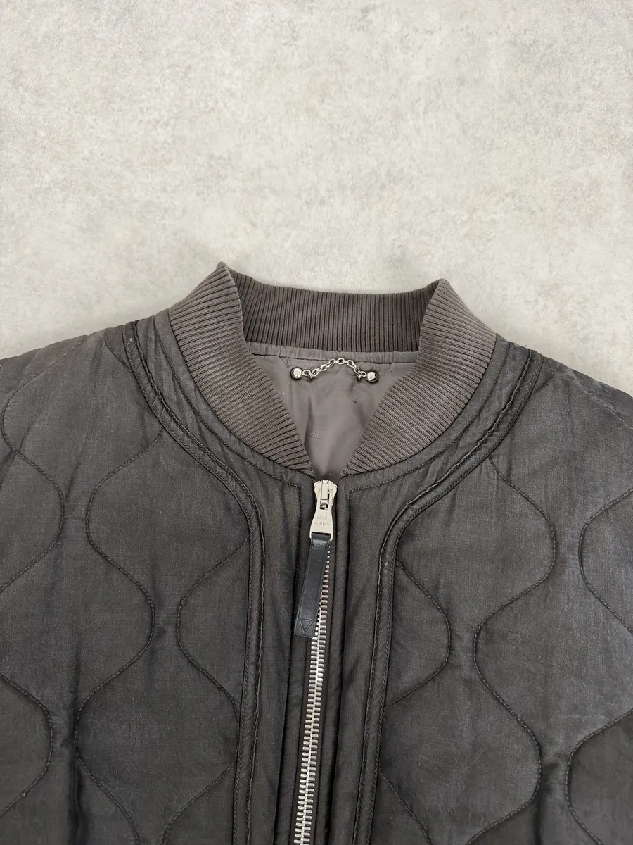 AW2015 Louis Vuitton Taupe Silk Quilted Bomber Jacket - Image 8