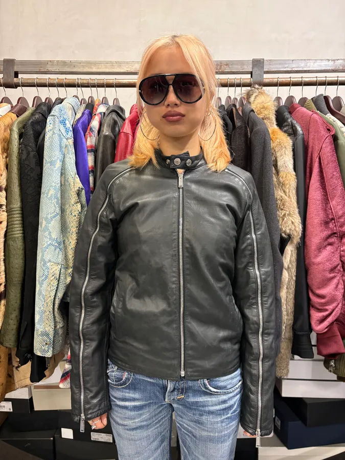 AW2016 Dsquared2 Black Leather Arm Zips Biker Jacket - Image 2