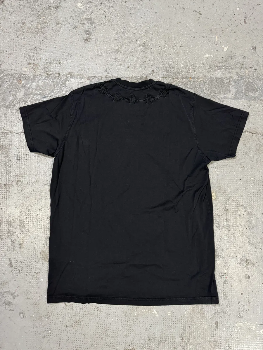 AW2016 Givenchy Thorns Crown Black Collar T-Shirt - Image 3