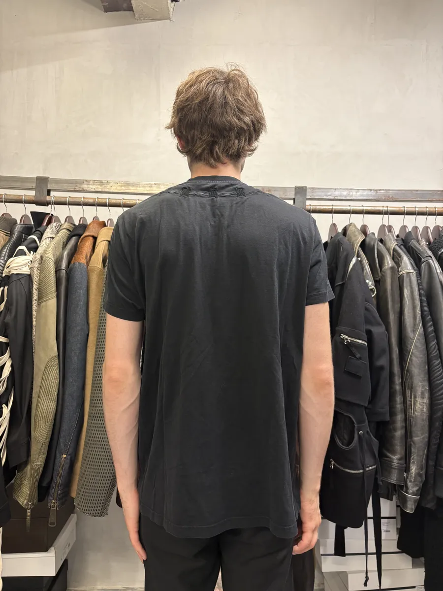 AW2016 Givenchy Thorns Crown Black Collar T-Shirt - Image 5