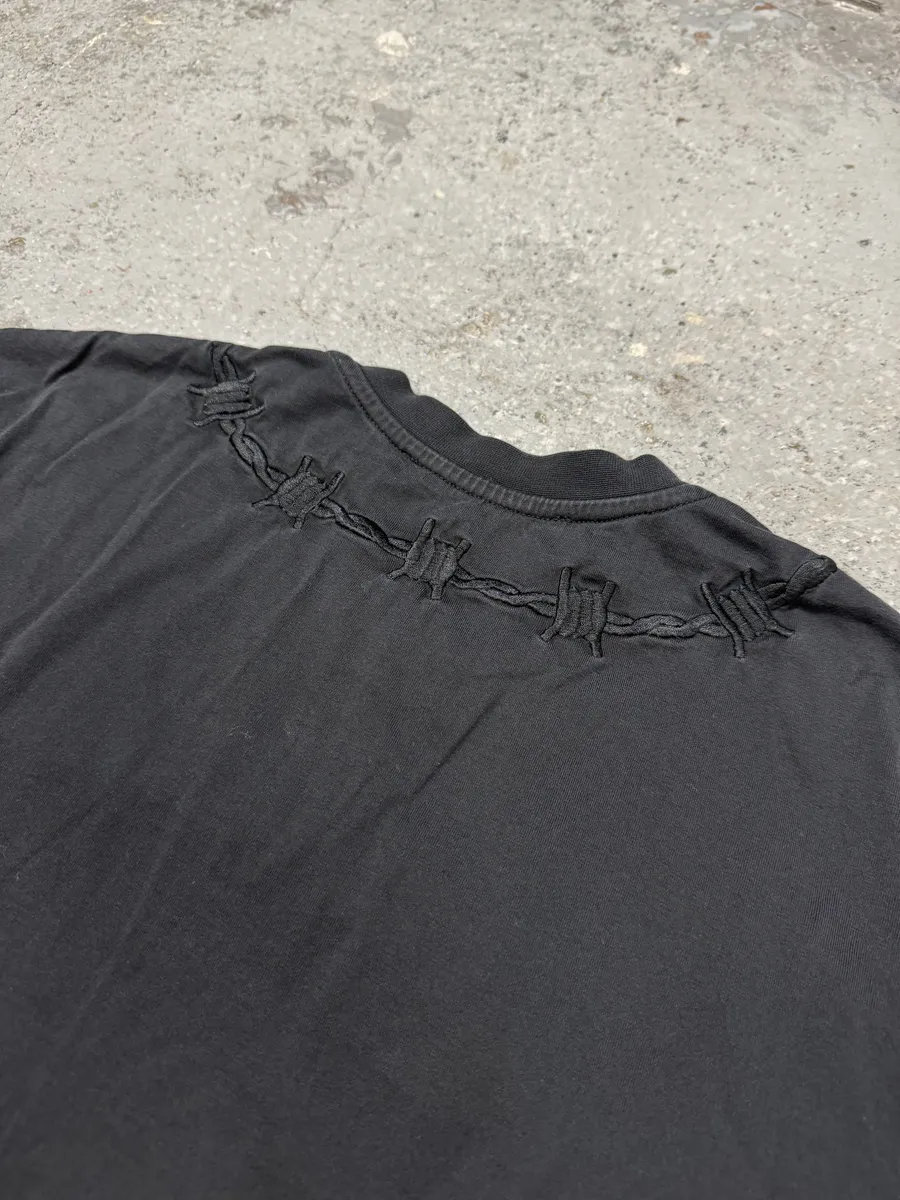 AW2016 Givenchy Thorns Crown Black Collar T-Shirt - Image 6
