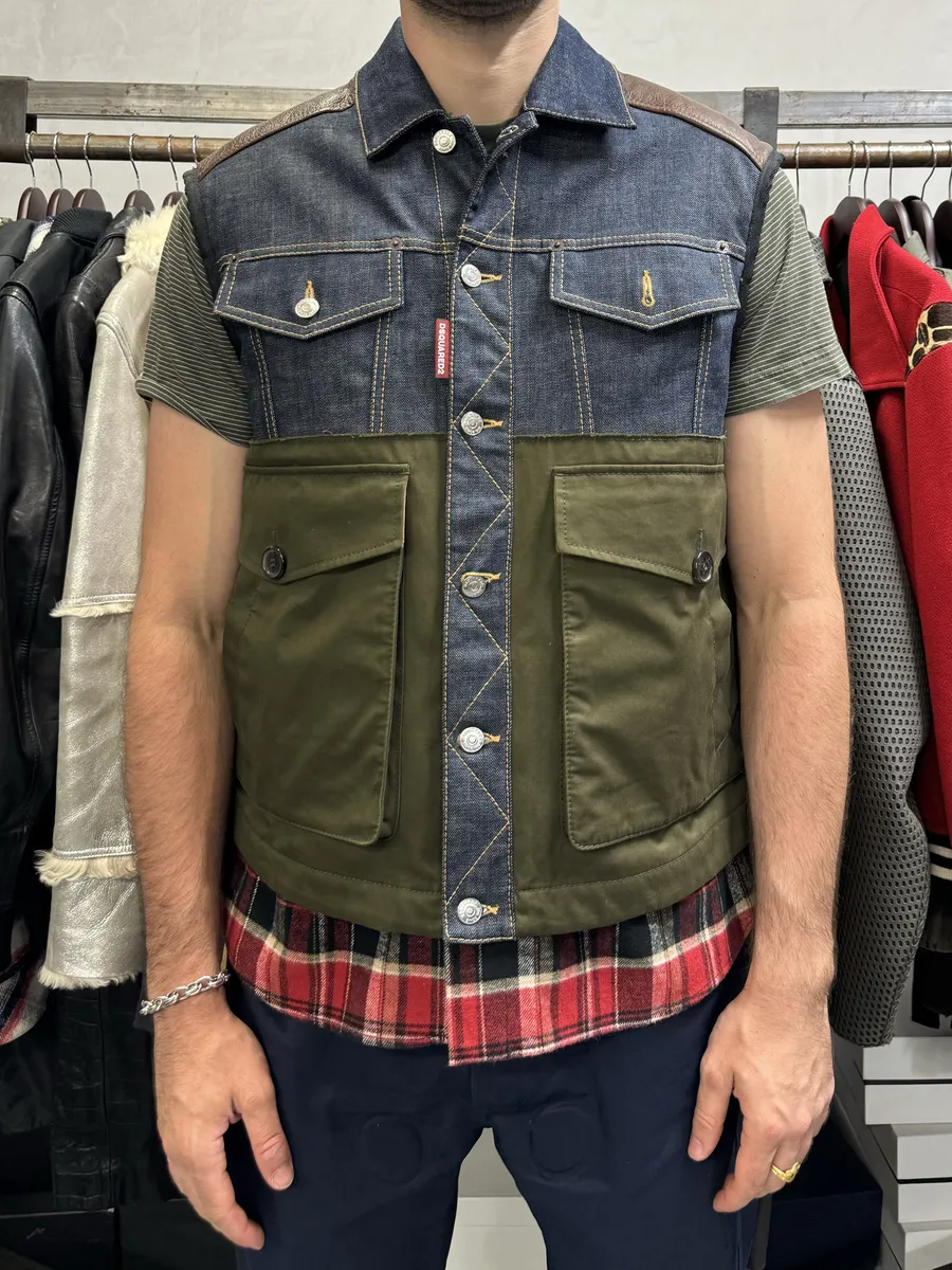 AW2017 DSquared2 Red Puffer Brut Military Denim Vest - Image 5