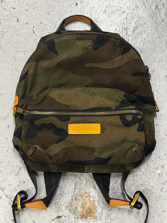 AW2017 Louis Vuitton X Supreme Khaki Camo Monogram Backpack