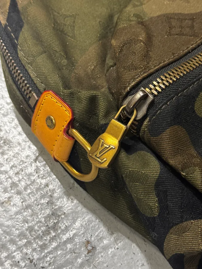 AW2017 Louis Vuitton X Supreme Khaki Camo Monogram Backpack - Image 9