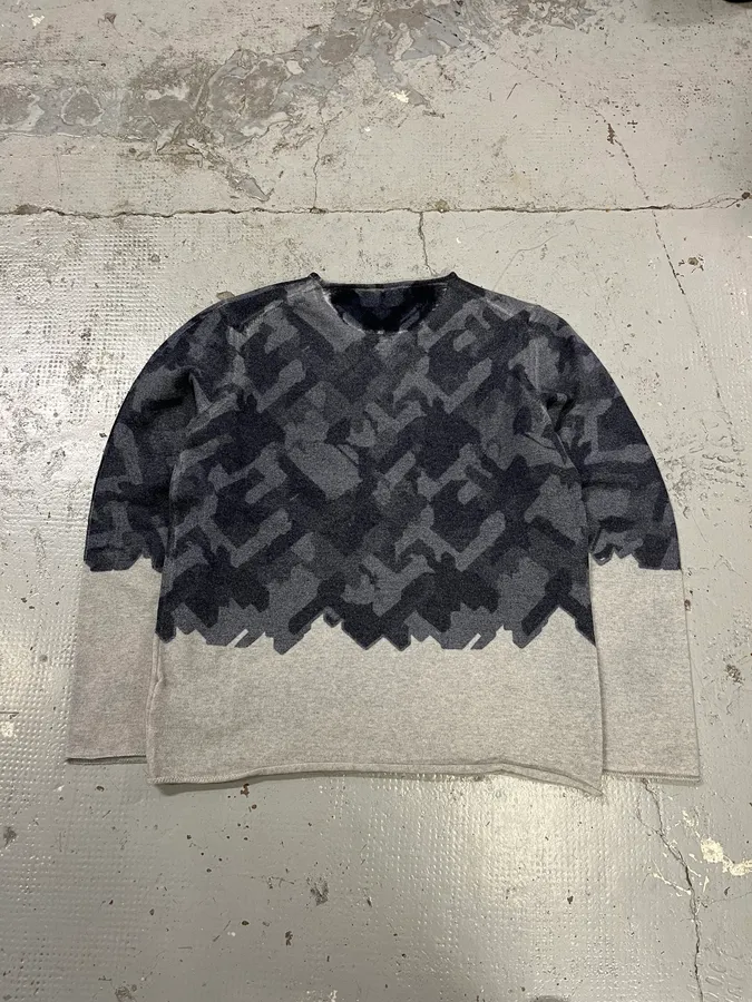 AW2020 Emporio Armani Navy Gradient Grey Wool Sweater - Image 4