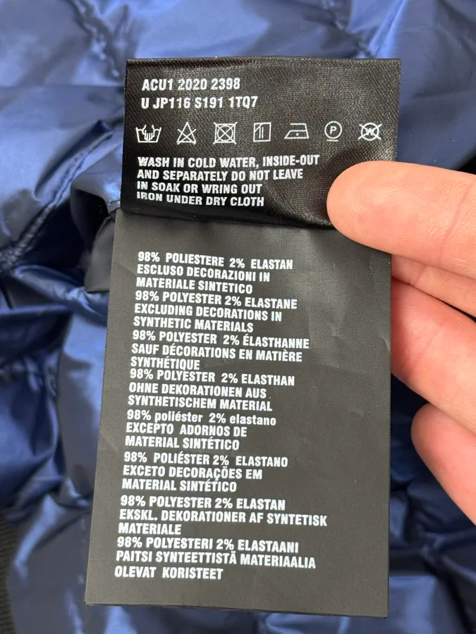 AW2020 Prada Black & Navy Reversible Puffer Hooded Jacket - Image 15