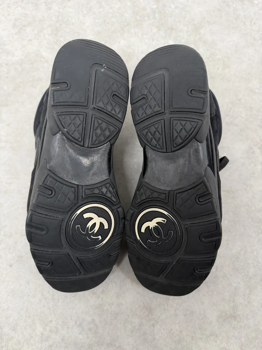 AW2022 Chanel Black Hybrid Sneakers - Image 9
