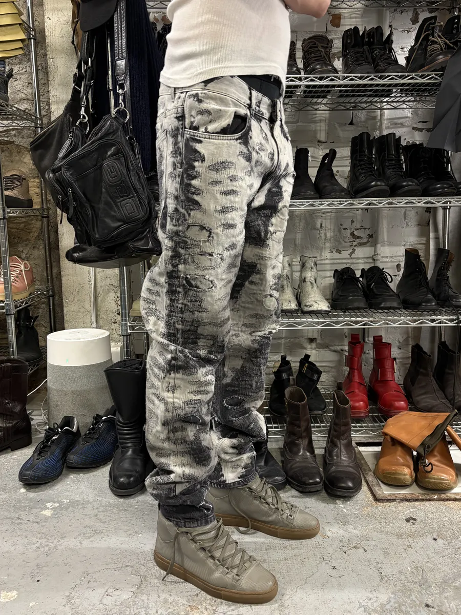 AW2022 Givenchy Distressed Monochrome Slim Jeans - Image 3