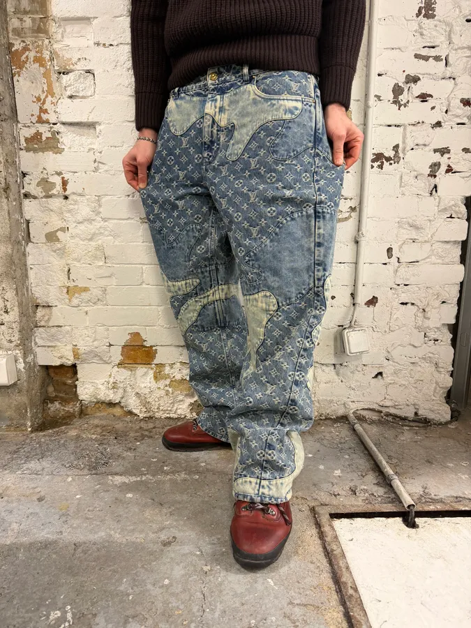 AW2022 Louis Vuitton Monogram Abstract Blue Jeans - Image 2
