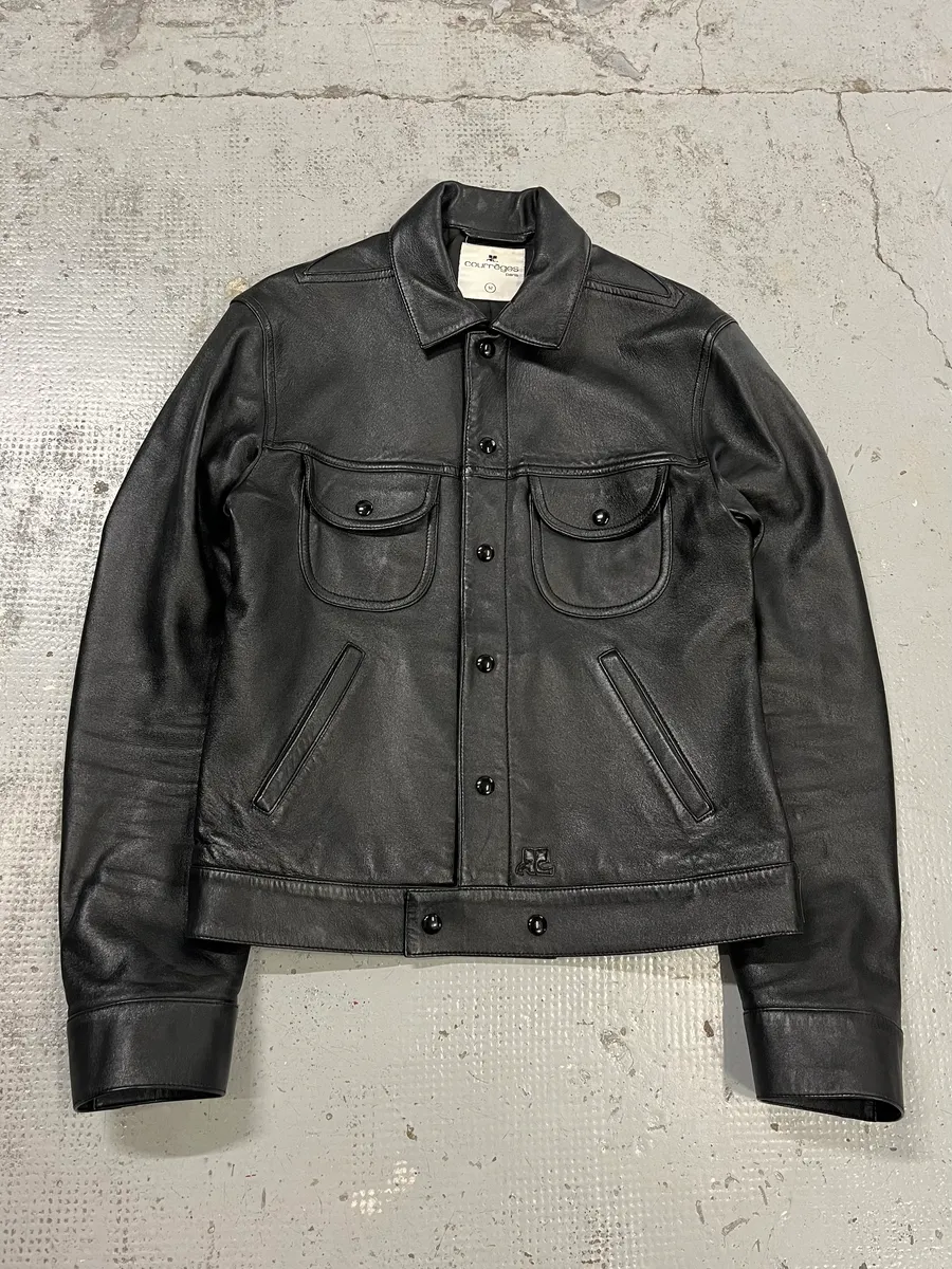 AW2023 Courrèges Worker Black Minimalist Leather Black - Image 4