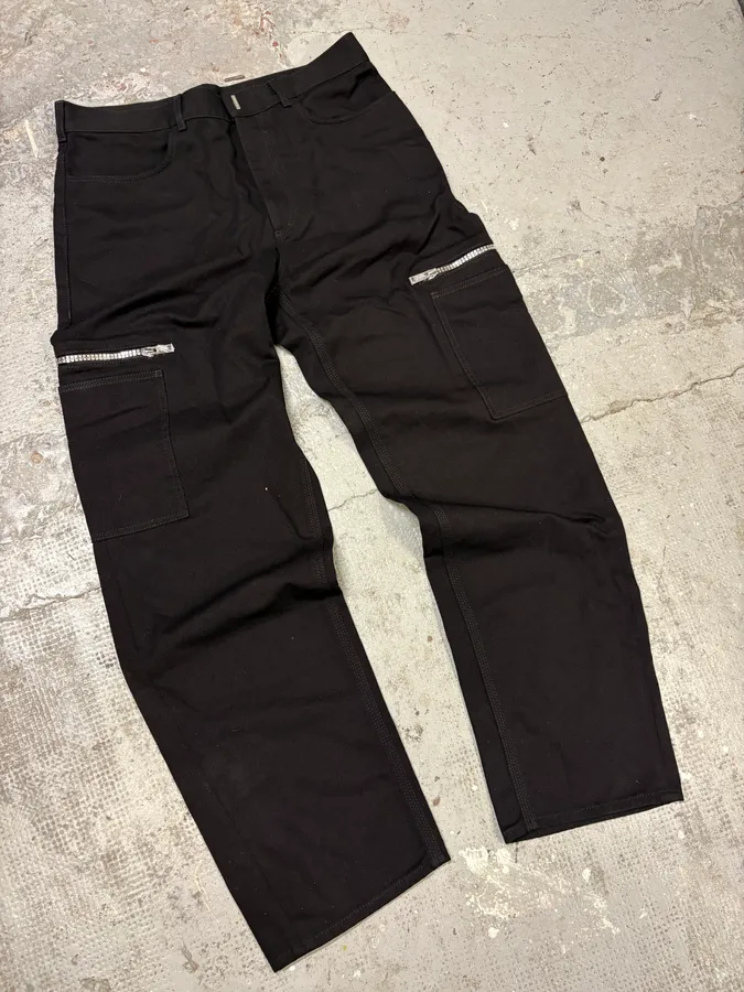 AW2023 Givenchy Black Multi Zips Cargo Pants - Image 5