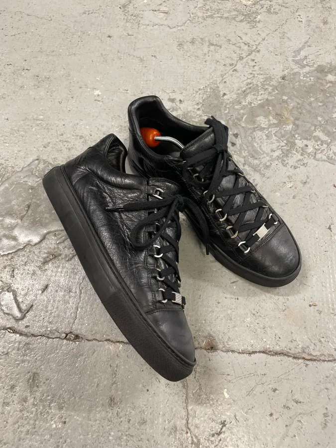 Balenciaga Arena Black Leather Low Shoes - Image 5