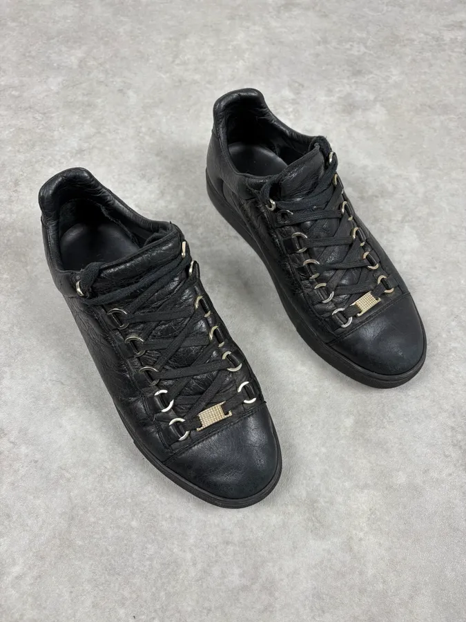 Balenciaga Arena Black Leather Low Sneakers - Image 4
