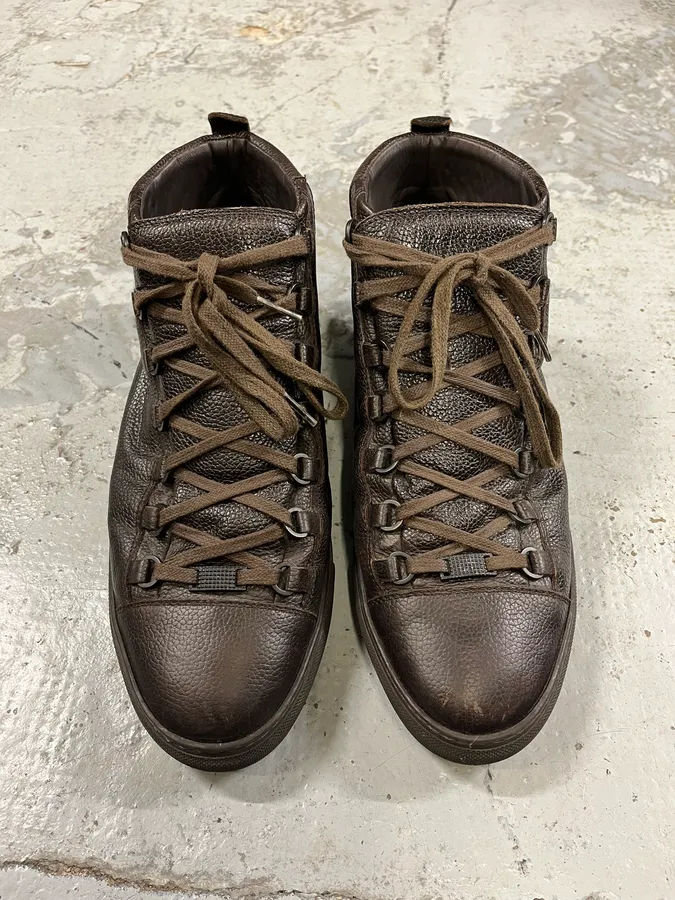 Balenciaga Arena Brown Grained Leather High Sneakers - Image 2