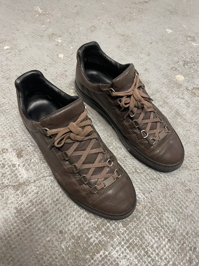 Balenciaga Arena Brown Leather Low Sneakers - Image 4