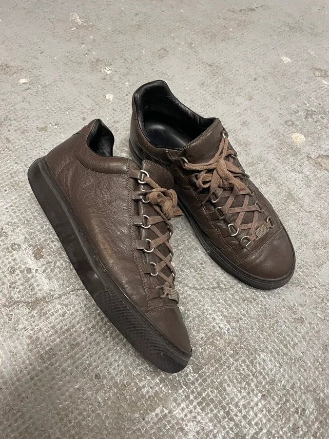 Balenciaga Arena Brown Leather Low Sneakers - Image 5