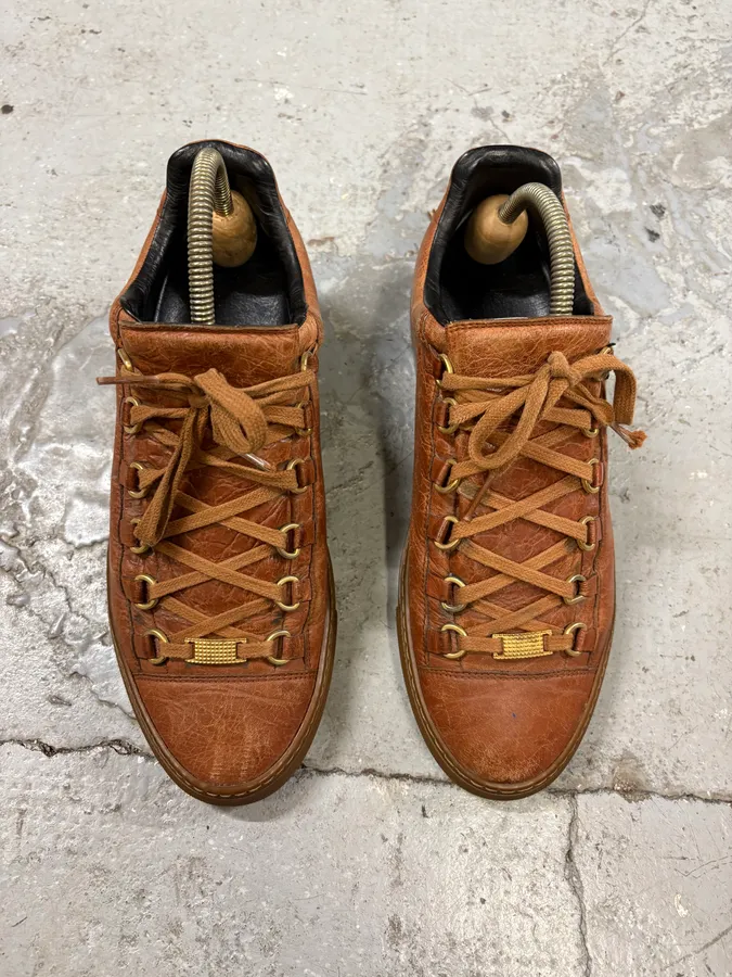 Balenciaga Arena Brown Low Leather Sneakers - Image 2
