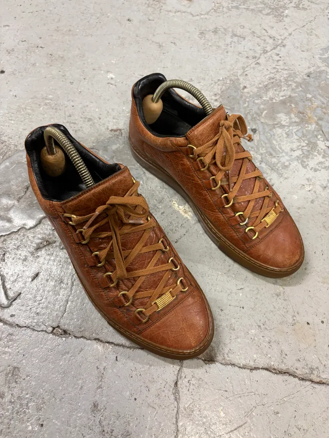 Balenciaga Arena Brown Low Leather Sneakers - Image 4