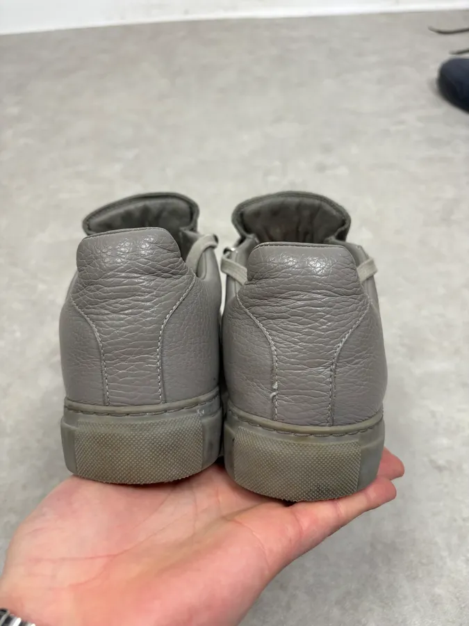 Balenciaga Arena Grey Low Leather Sneakers - Image 6