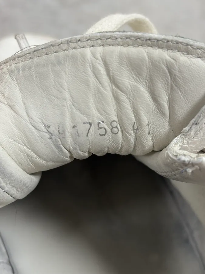 Balenciaga Arena White Leather Sneakers - Image 9