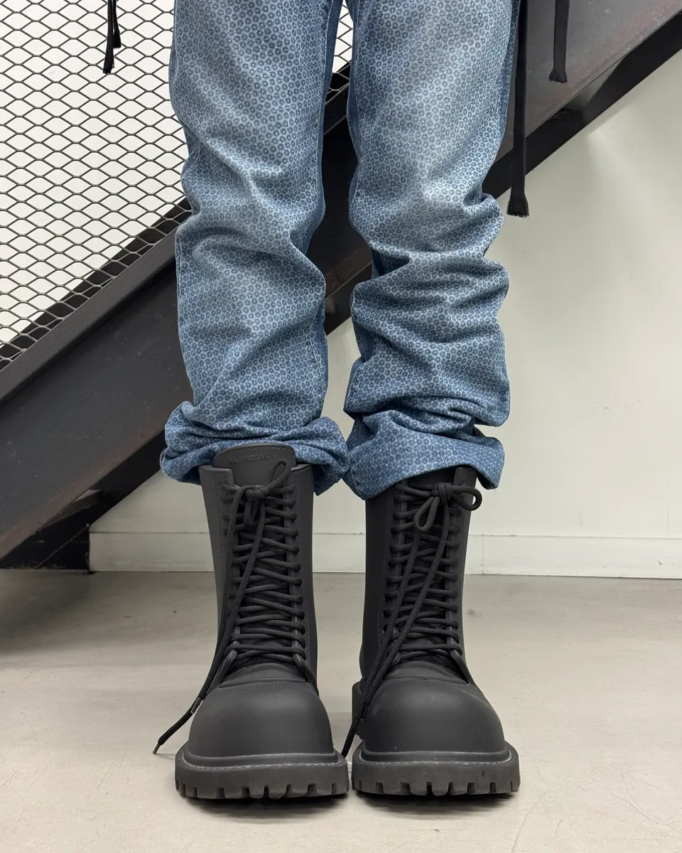 Balenciaga Black Astro Steroid Boots - Image 2
