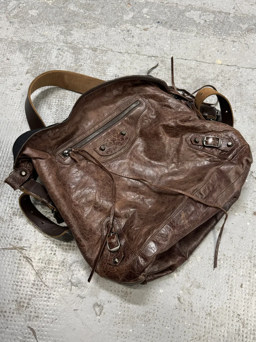 Balenciaga City Brown Leather Shoulder Bag - Image 3
