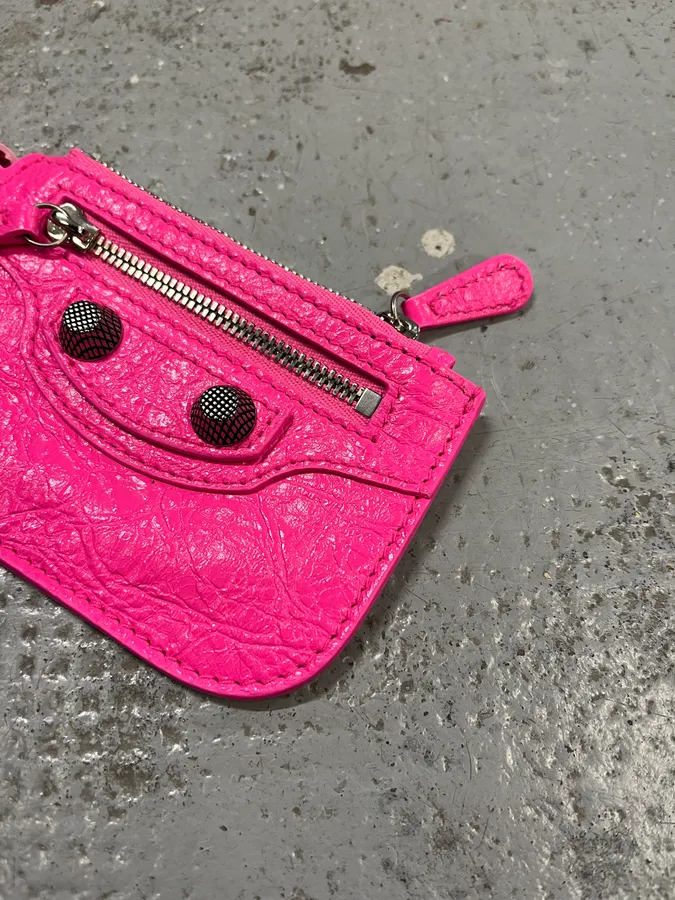 Balenciaga City Pink Cracked Leather Wallet - Image 3