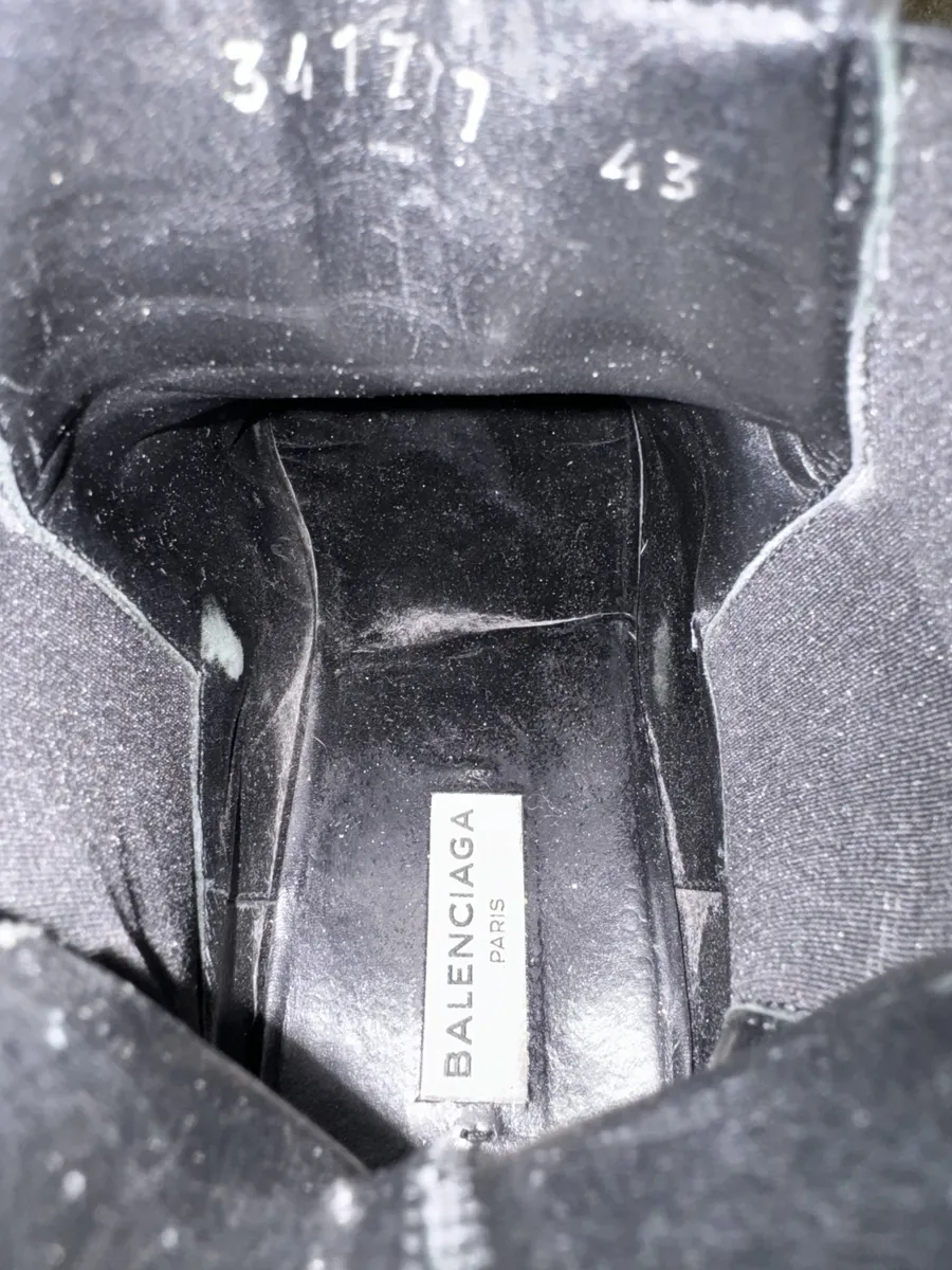 Balenciaga Grey Suede Leather Boots - Image 8