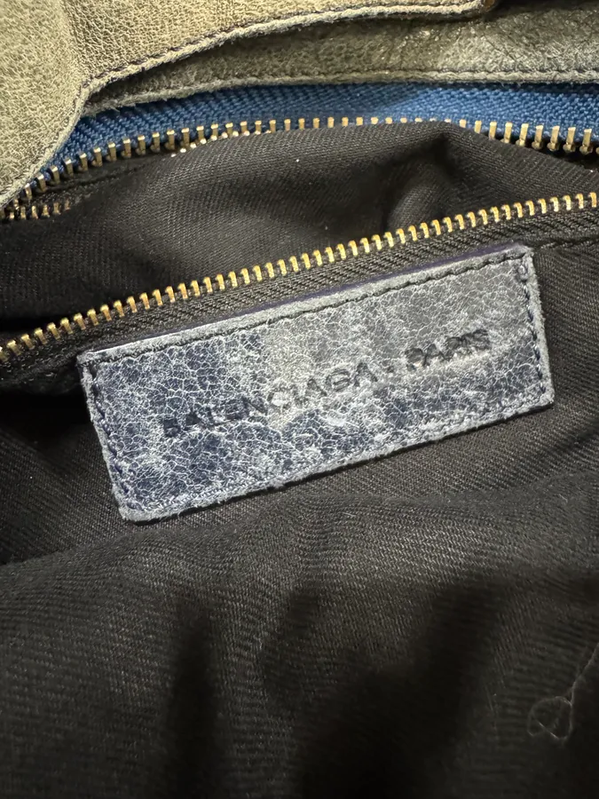 Balenciaga Navy Grey City Leather Bag - Image 9