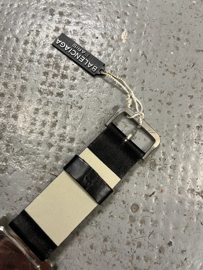 Balenciaga Paris Black Leather Minimalist Watch - Image 12
