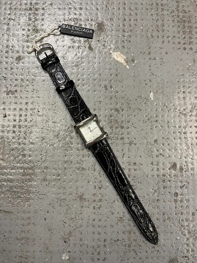 Balenciaga Paris Black Leather Premium Watch - Image 6