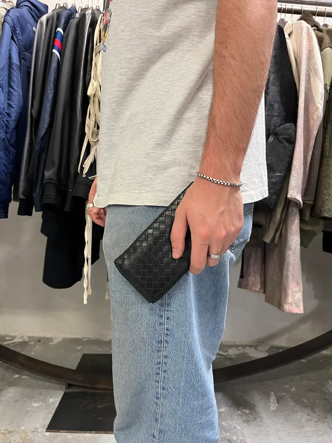 Bottega Veneta Black Signature Leather Wallet - Image 2