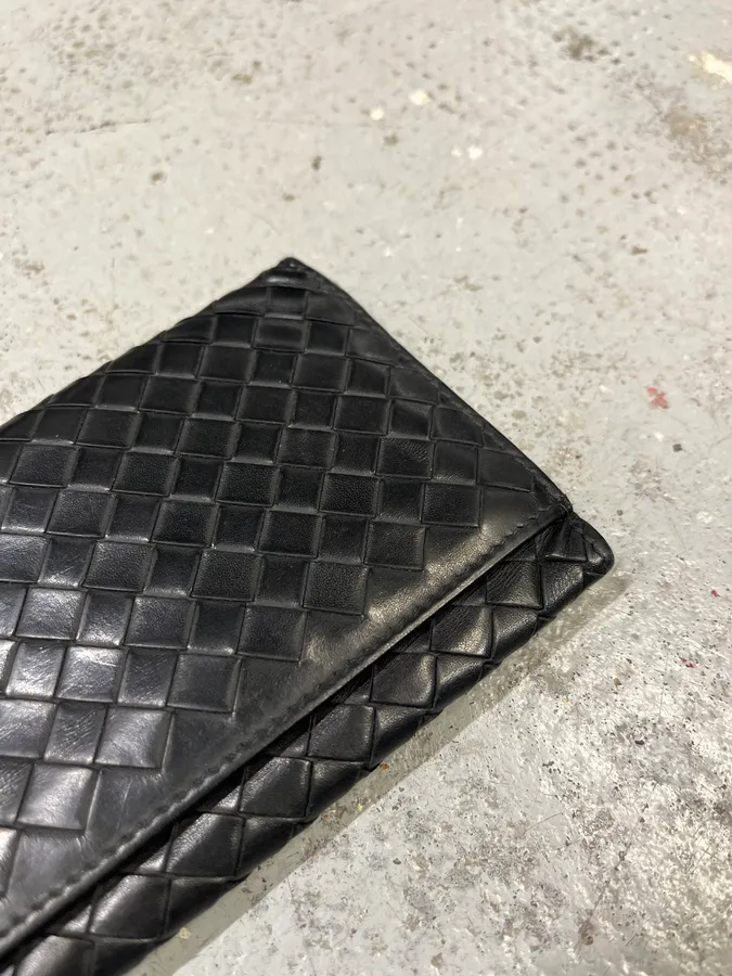 Bottega Veneta Black Signature Leather Wallet - Image 3