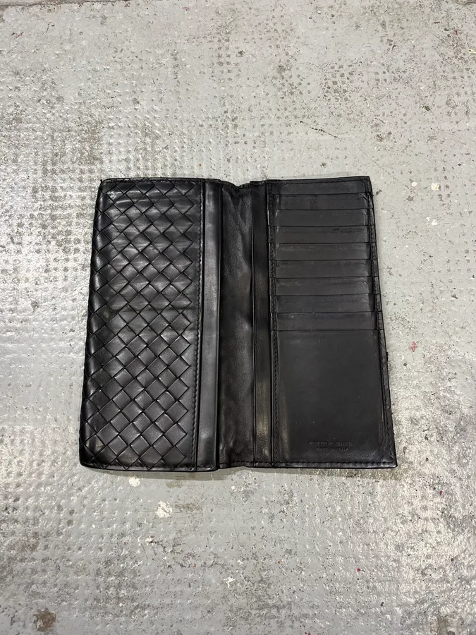 Bottega Veneta Black Signature Leather Wallet - Image 5