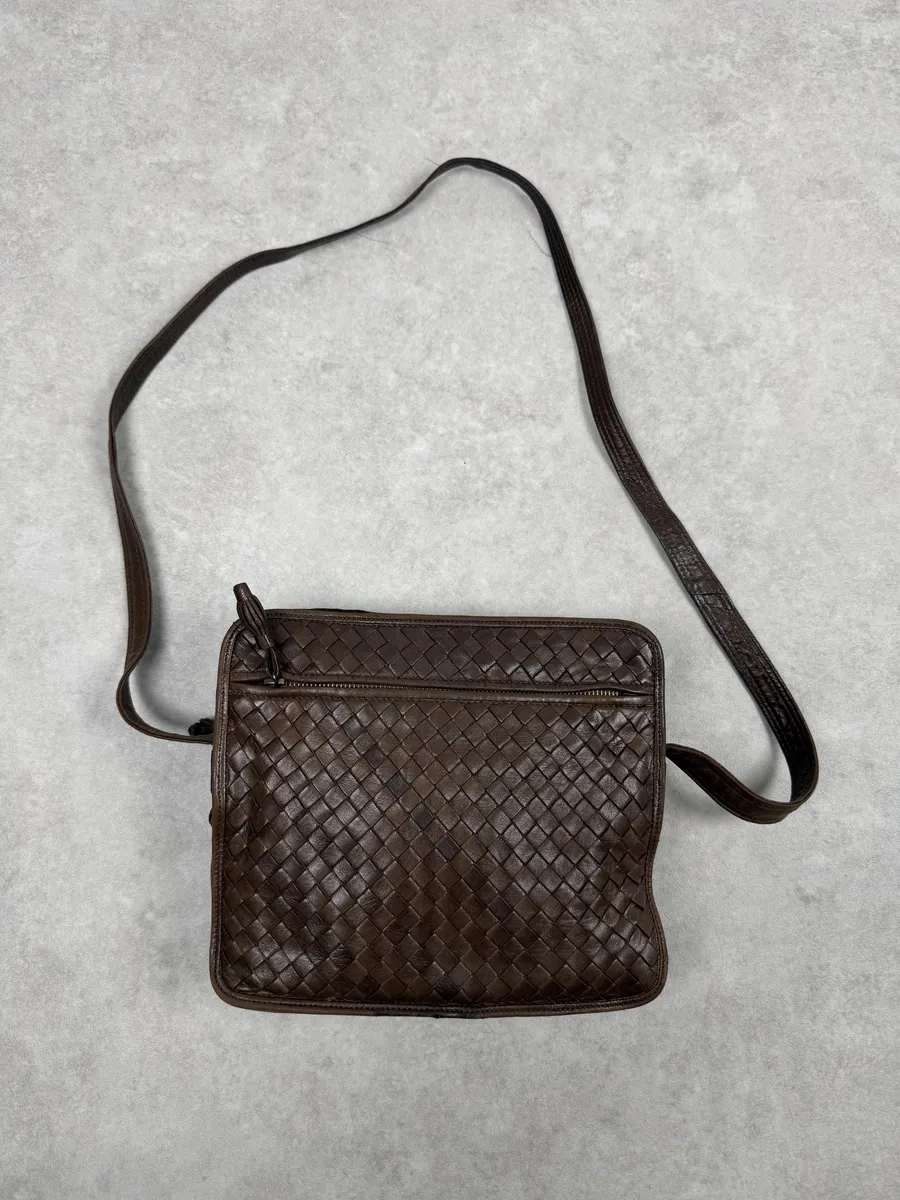 Bottega Veneta Brown Woven Leather Shoulder Bag - Image 2