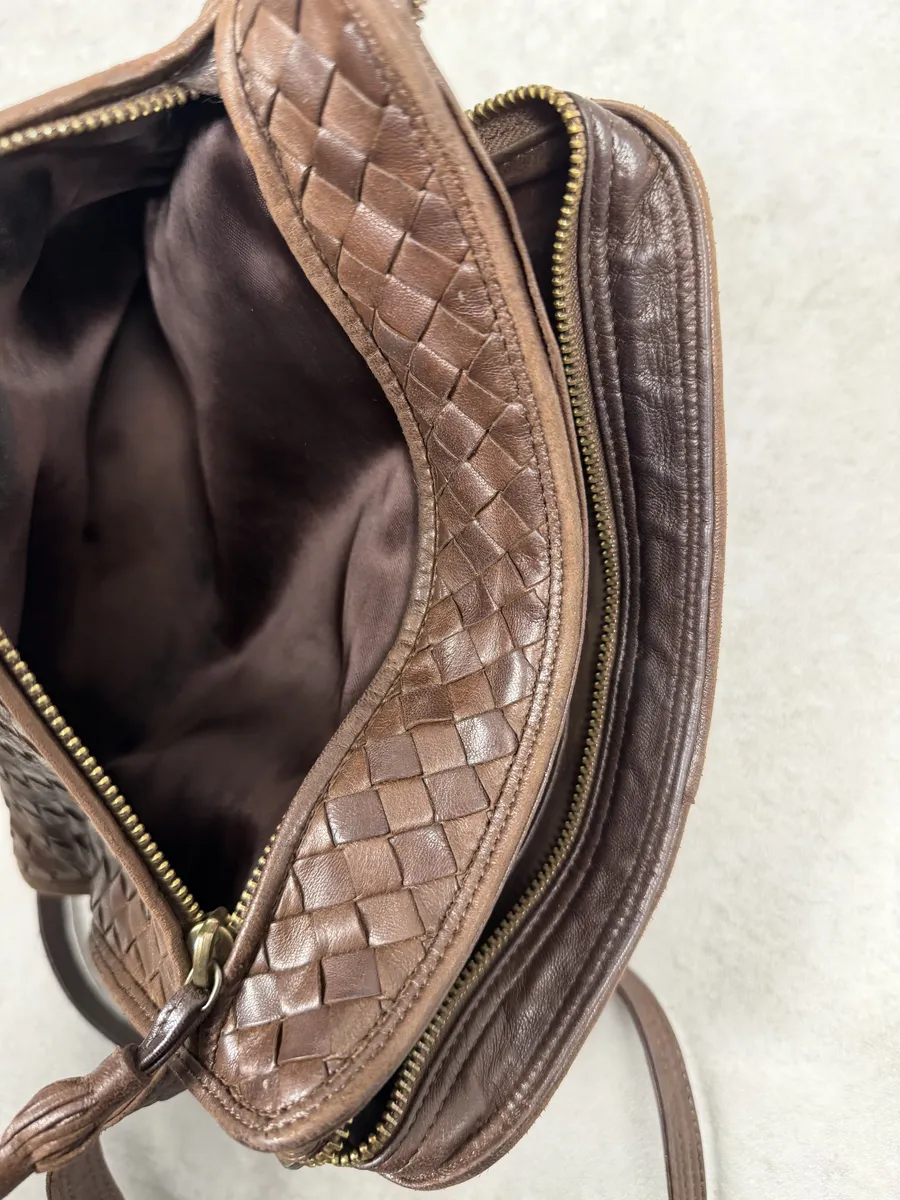 Bottega Veneta Brown Woven Leather Shoulder Bag - Image 7