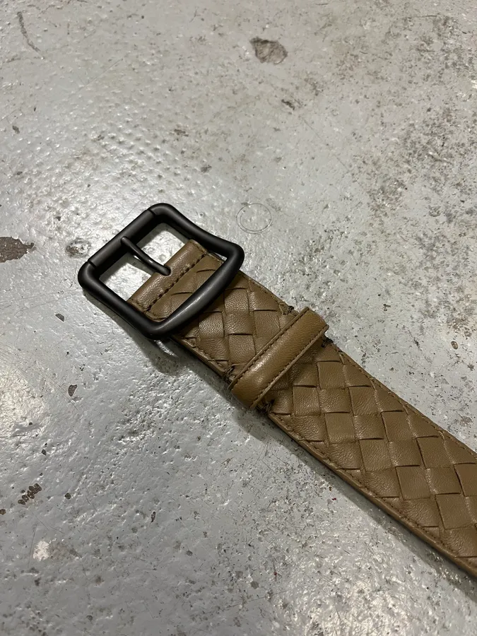 Bottega Veneta Leather Embossed Belt - Image 9