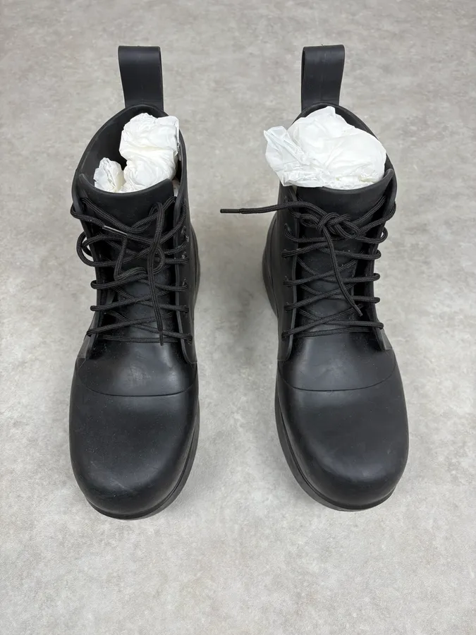 Bottega Veneta Puddle Black Leather Gum Boots - Image 2