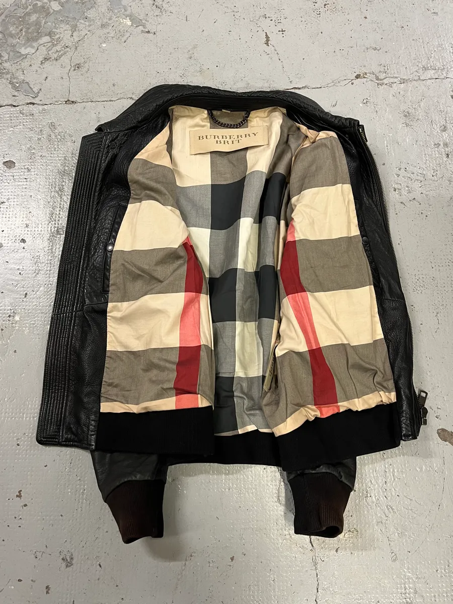 Burberry Black Cargo Pocket Black Premium Leather Jacket - Image 8