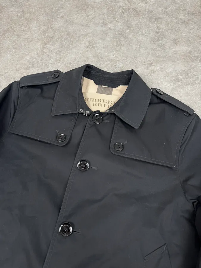Burberry Black Minimalist Classy Jacket - Image 3
