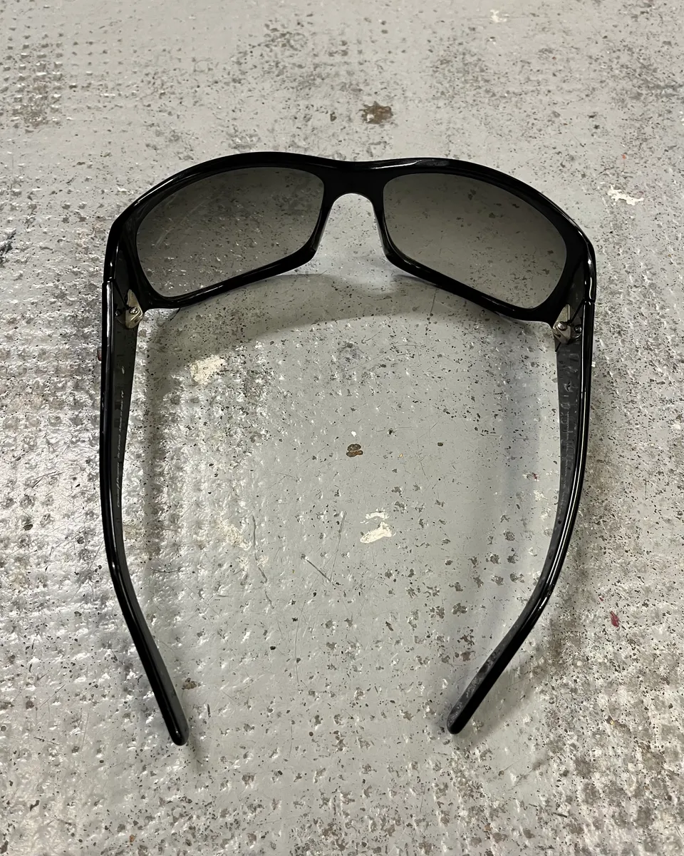 Cesare Paciotti Black Acetate Dagger Sunglasses - Image 9