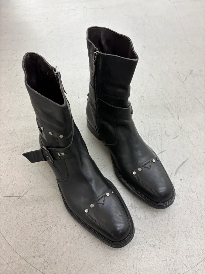 Cesare Paciotti Black Leather Studded Ankle Boots - Image 4