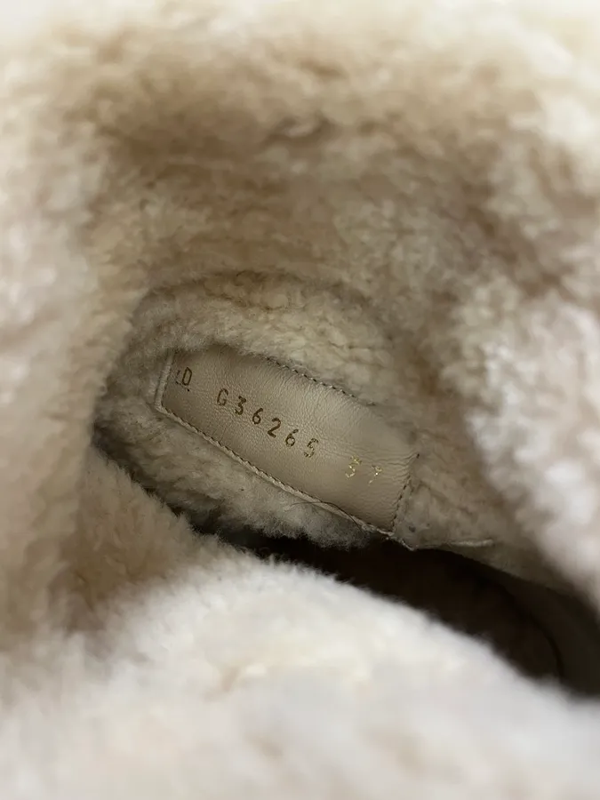 Chanel 20N Beige Suede Shearling CC Toe Suede Boots - Image 9