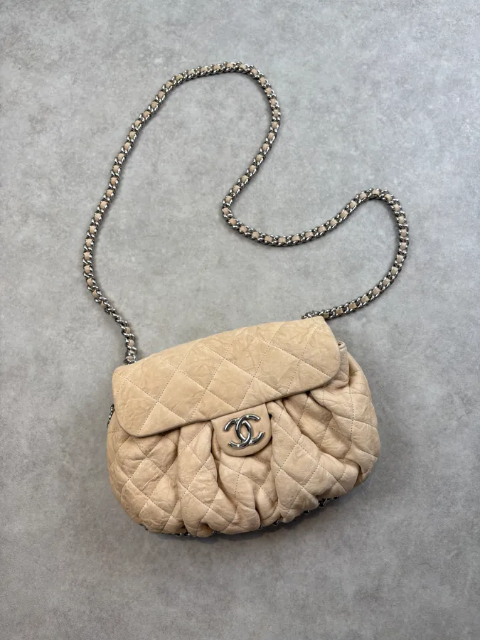 Chanel Beige Quilted Chain Shoulder Bag - Image 5