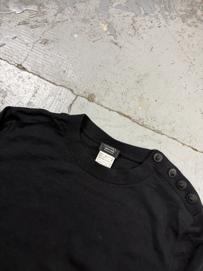 Chanel Black Minimalist Buttoned Classy Sweater - Image 5